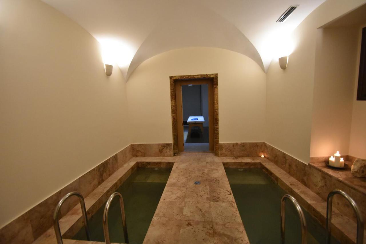 מרידה Hostal Aquaforum מראה חיצוני תמונה
